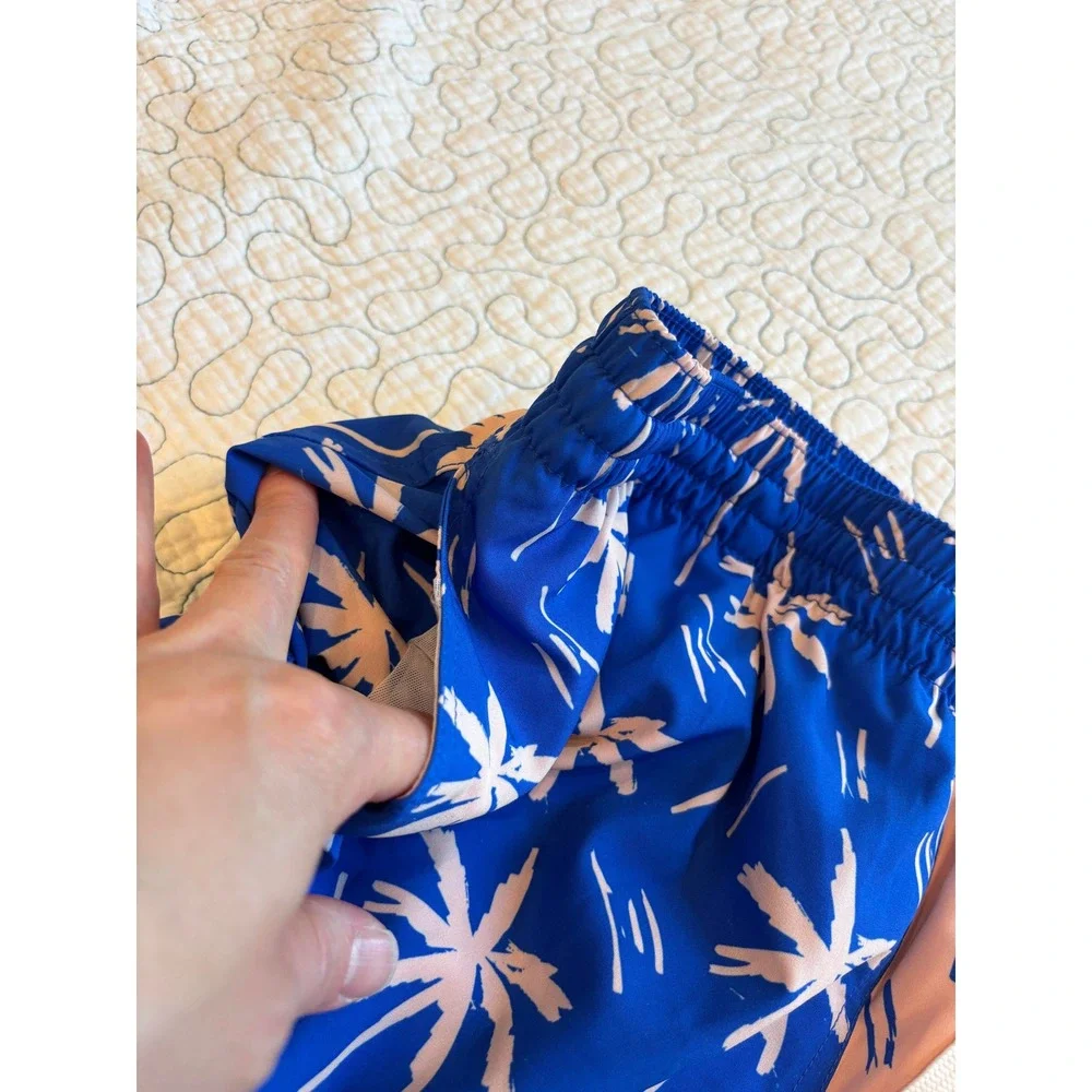 Chubbies Mens XL Swim Trunks Blue Pink Palm‎ Tree Split 5.5 Inseam Mesh Liner